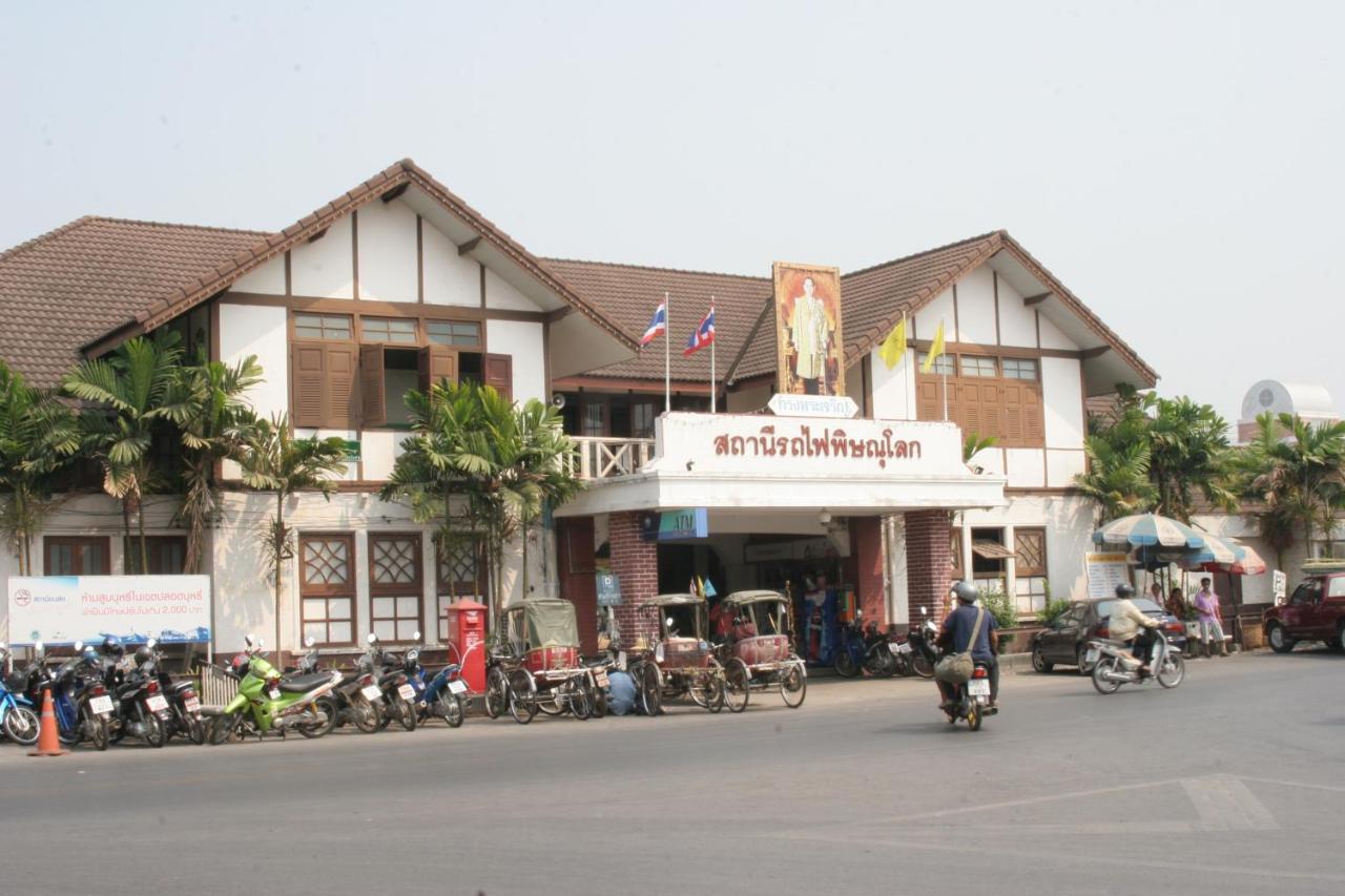 The 8 Factory Hotel Phitsanulok Esterno foto